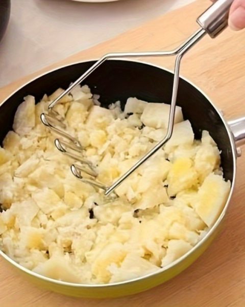 1pc Stainless Steel Food Grinder & Masher - Multi-Functional Potato Press, Fruit & Vegetable Crusher for Sweet Potatoes, Fruits, and Vegetables - Durable Kitchen Tool for Smoothies, Soups, and Purees, Vegetable Preparation | Modern Kitchenware | Durable Kitchen Tool, Vegetable Slicer And Chopper